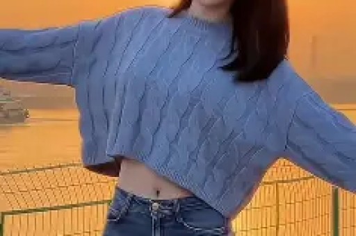 冲上热搜47岁女演员复出