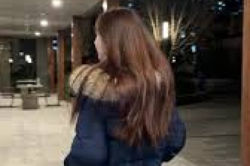 网红“迅猛龙特蕾莎”会员直播引热议因操作失误公开回应真相！