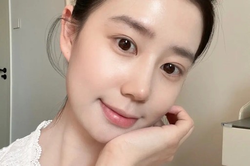 千万粉丝网红白冰偷税被查 抖音客服：是否封禁以通知为准