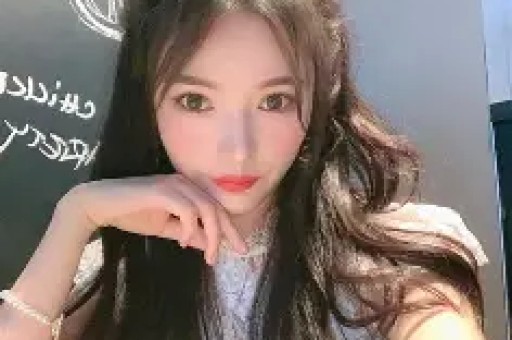 照风波仅3天曝众星私密照鹿晗 晓彤遭殃一人已封杀