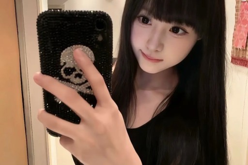 7月还不到半月就有3位明星接连塌房一个比一个离谱