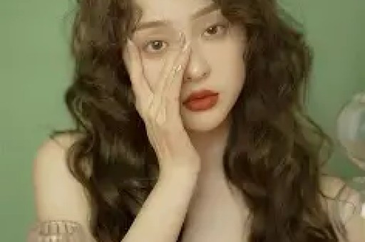 今年微博上热搜次数最多的明星-爱奇艺